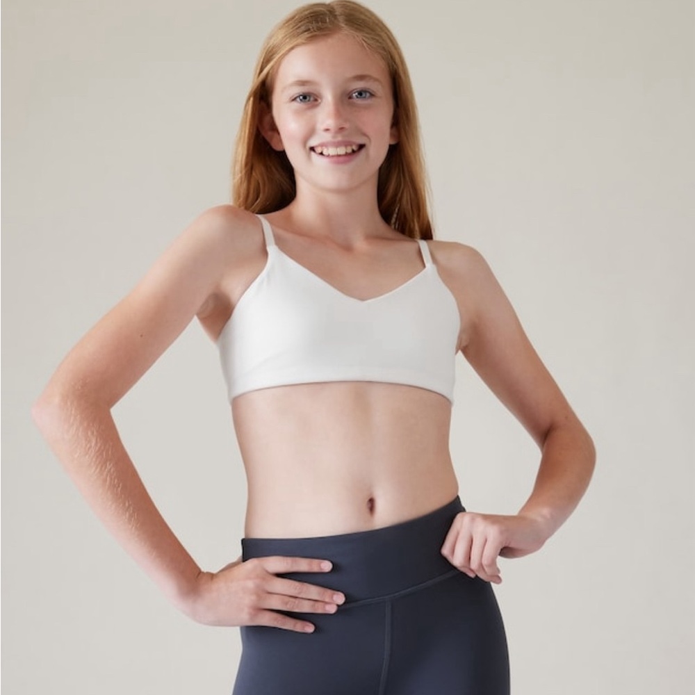 NWT Athleta Girl Just Roght Adjustable bra L12